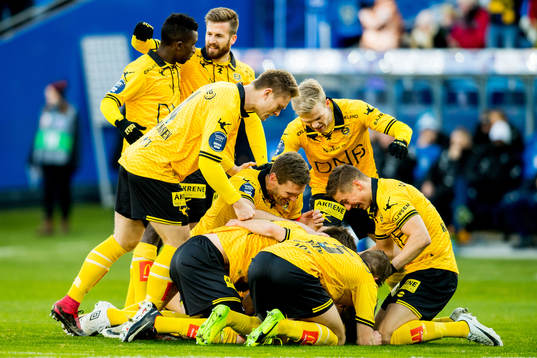 Mats Haakenstad of Lillestrøm celebrates with teammates