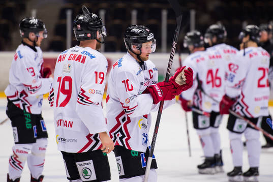 Vita Hästens Jesper Samuelsson deppar