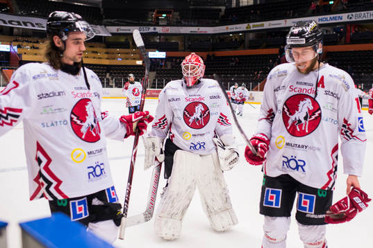 Vita Hästens Patrik Nilsson, målvakt Pontus Sjögren och