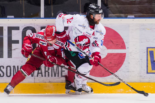 Modos Victor Öhman och Vita Hästens Daniel Josefsson i
