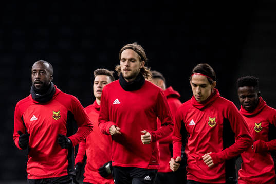 Östersunds Ronald Mukiibi och Tom Pettersson