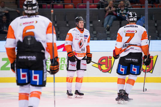 Karlskronas Carl Persson jublar