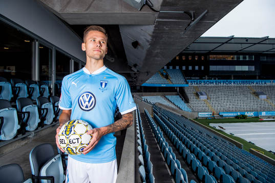 Malmö FF presenterar Arnor Ingvi Traustason som ny