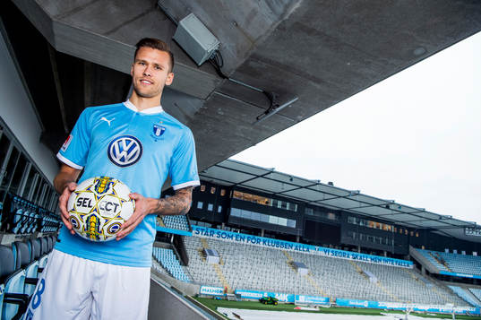 Malmö FF presenterar Arnor Ingvi Traustason som ny