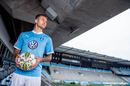 Malmö FF presenterar Arnor Ingvi Traustason som ny