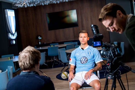 Malmö FF presenterar Arnor Ingvi Traustason som ny