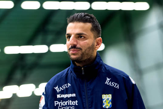 Nya tränaren Poya Asbaghi