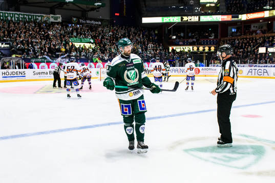 Färjestads Dick Axelsson deppar