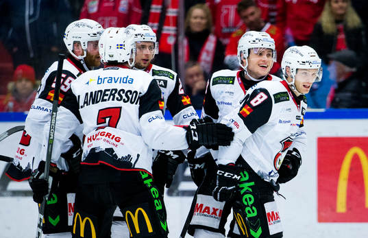 Malmö Redhawks Johan Olofsson jublar