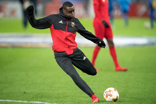 Östersunds Ken Sema värmer upp