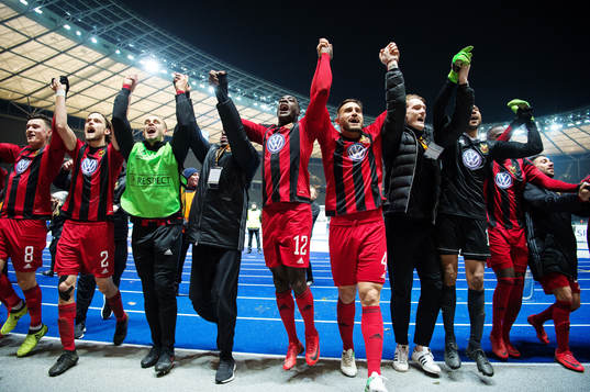Östersunds spelare jublar