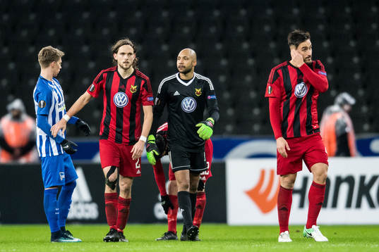 Östersunds Tom Pettersson, målvakt Aly Keita och Sotirios