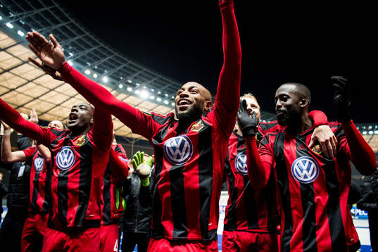 Östersunds Fouad Bachirou (m) jublar