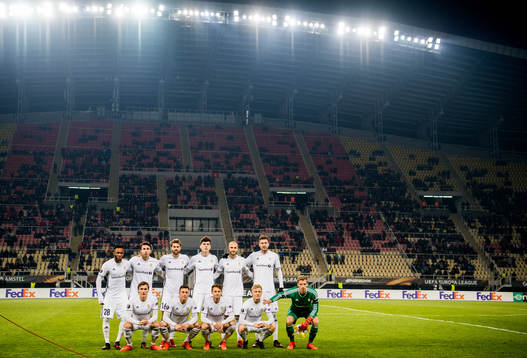 The starting eleven Samuel Adegbenro (2nd row), Anders