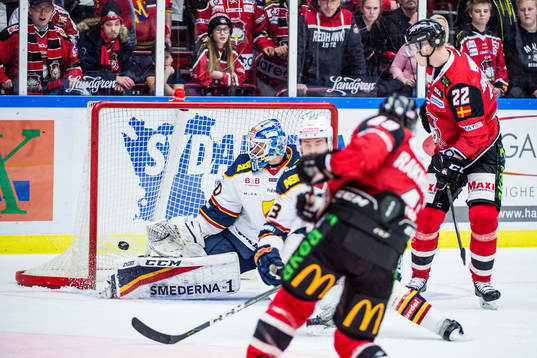 Malmö Redhawks Rhett Rakhshani sätter 2-0 på