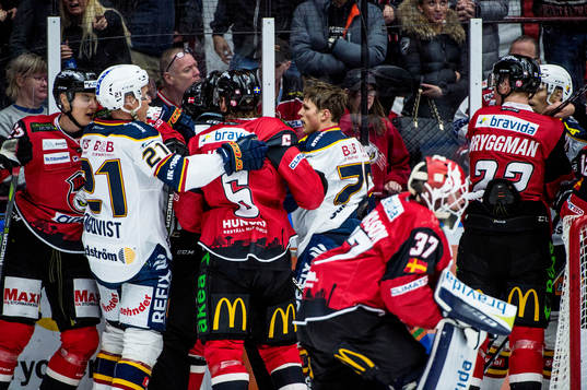 Stökigt mellan Djurgårdens och Malmö Redhawks spelare