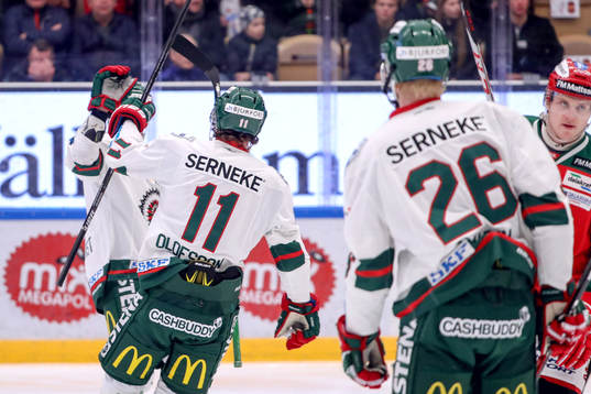 Frölundas Victor Olofsson jublar med lagkamrater