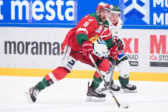 Moras Andrew Rowe  i ishockeymatchen i SHL mellan Mora och
