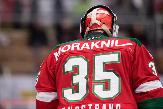 Moras målvakt Christian Engstrand  i ishockeymatchen i SHL