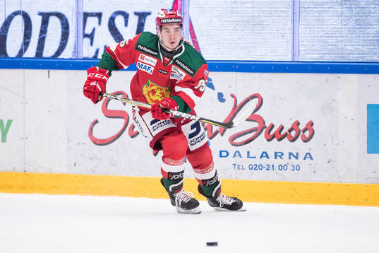 Moras Michael Haga  i ishockeymatchen i SHL mellan Mora och