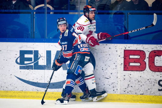 Växjös Jonas Röndbjerg och Örebros Viktor Ekbom