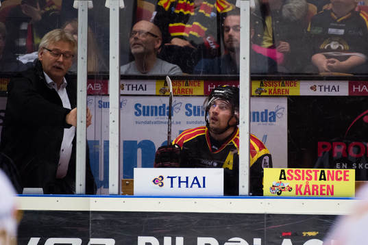 Brynäs Lukas Kilström i utvisningsbåset