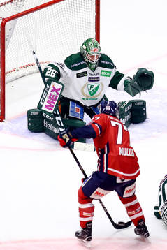 Linköpings Patrick Mullen och Färjestads målvakt Stefan