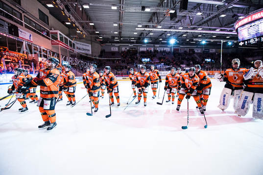 Karlskrona jublar och tackar publiken