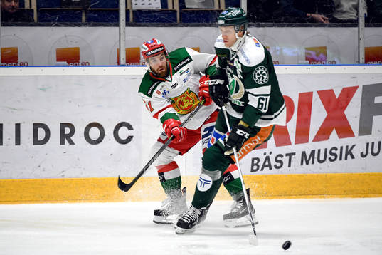 Moras Jacob Lagacé och Färjestads Johan Ryno