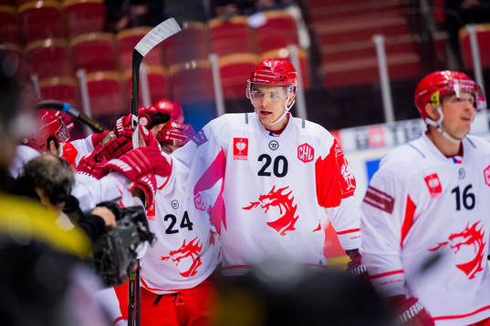 Ocelari Trinec celebrate