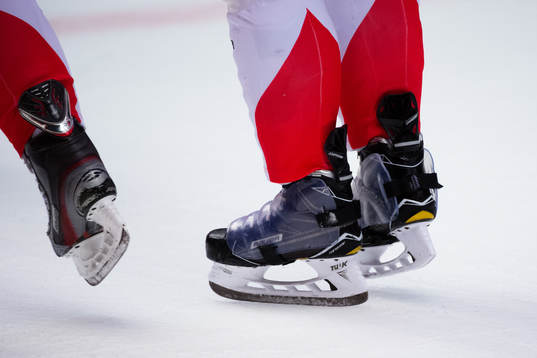 Bohumil Jank of Ocelari Trinec  with a broken skate