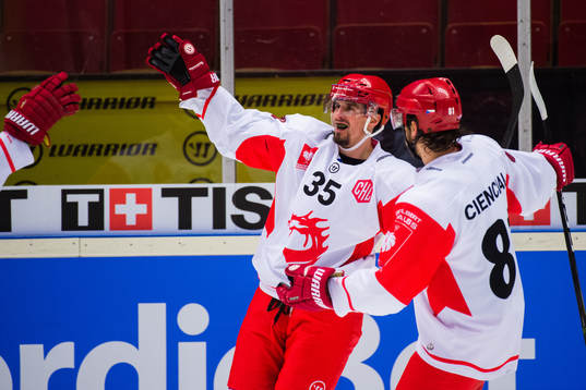Milan Mikulík of Ocelari Trinec celebrates the 3-6 goal