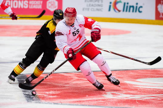 Alexander Bjurström of Brynäs and Marian Adamek of