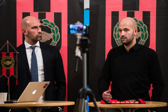 Brommapojkarnas sportchef Daniel Majstorovic  presenterar