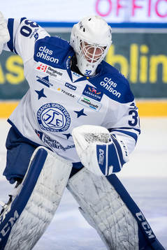 Leksands målvakt Victor Rönnqvist  i ishockeymatchen i
