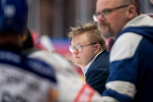 Leksands assisterande tränare Emil Ericsson tillfällig i