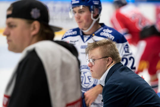 Leksands assisterande tränare Emil Ericsson tillfällig i