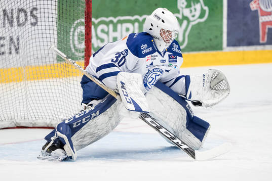 Leksands målvakt Victor Rönnqvist  i ishockeymatchen i