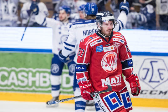Västerviks Emil Georgsson deppar
