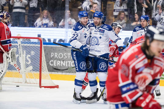Leksands Jesper Ollas jublar