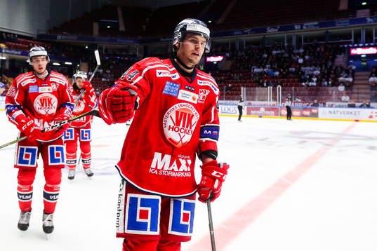 Västerviks Oskar Carlsson jublar