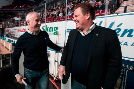 Västerviks tränare Roger Forsberg och Leksands tränare