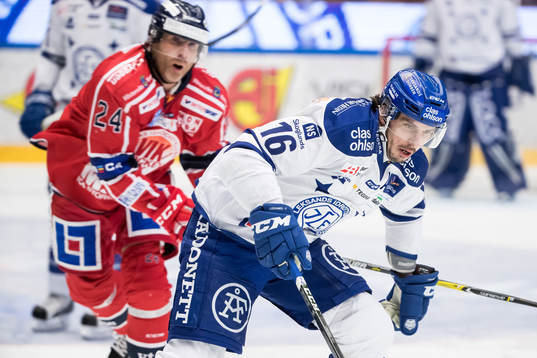 Leksands Fredrik Lindgren  i ishockeymatchen i