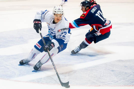 Jordann Perret of France and Milos Bubela of Slovakia