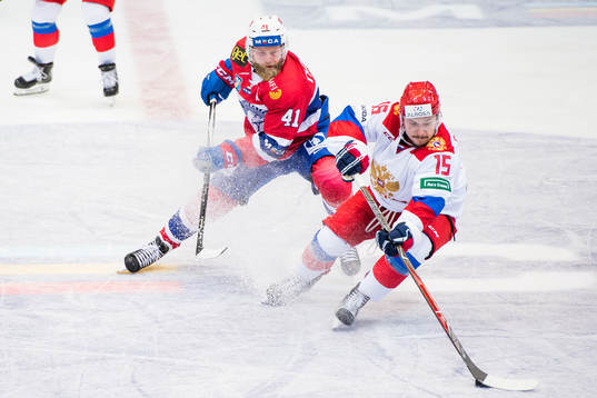 Patrick Thoresen of Norway and Anatoly Golyshev of Russia