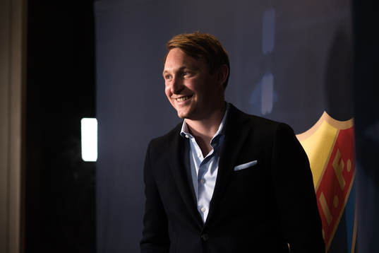 Kim Källström meddelar att han avslutar sin karriär som