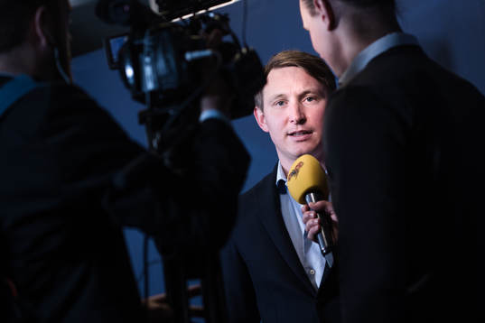 Kim Källström meddelar att han avslutar sin karriär som