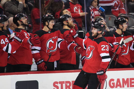 Devils Stefan Noesen jublar