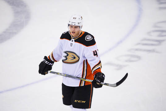 Ducks Hampus Lindholm
