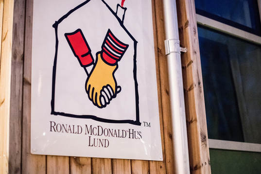 När Malmö FFs Markus Rosenberg besöker Ronald McDonald